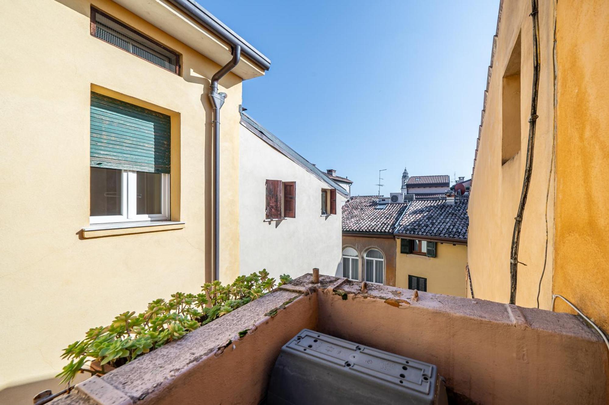 Dimora Capuleti Apartment Verona Bagian luar foto